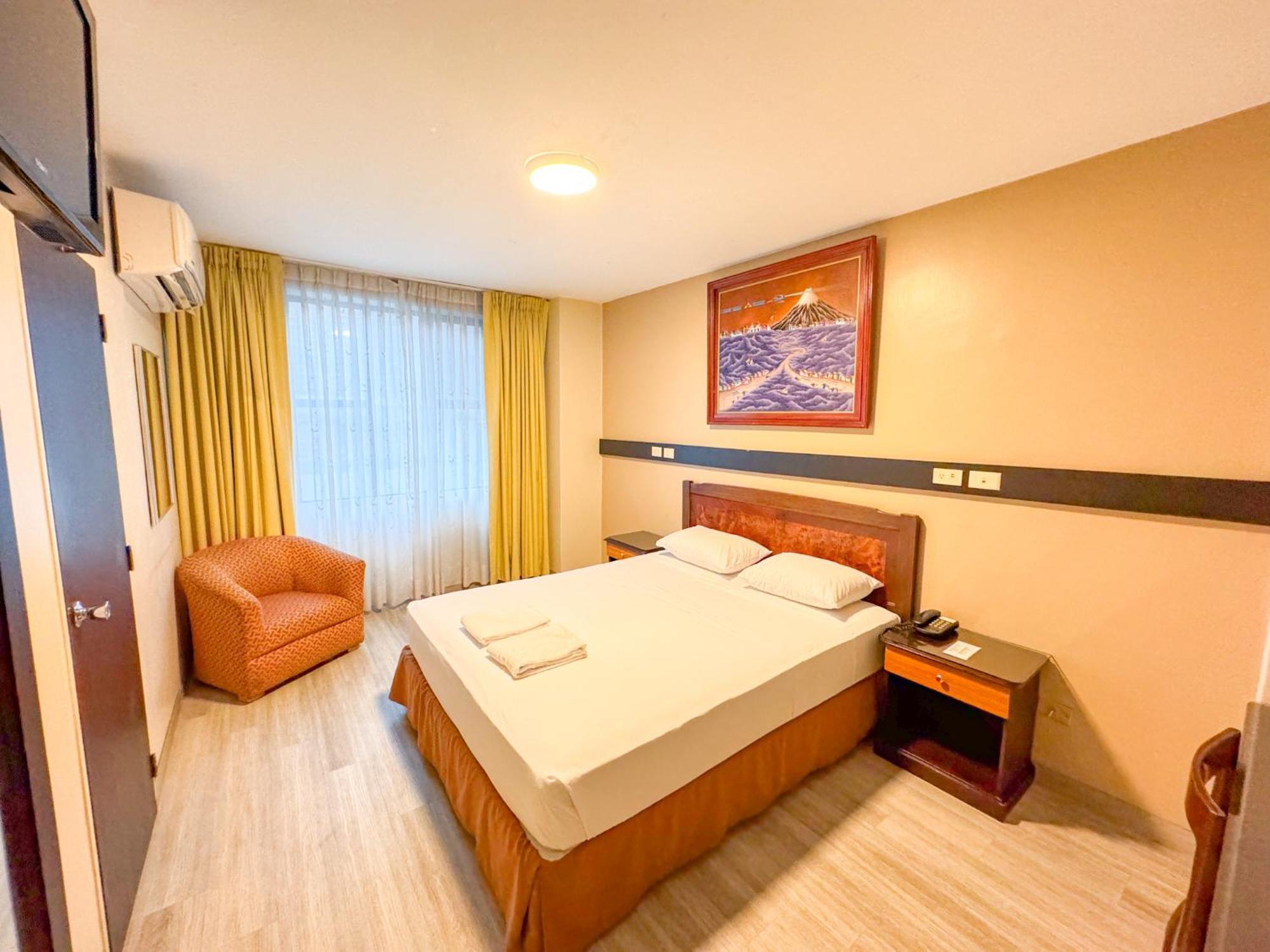 Gh Alexander Hotel Guayaquil Esterno foto