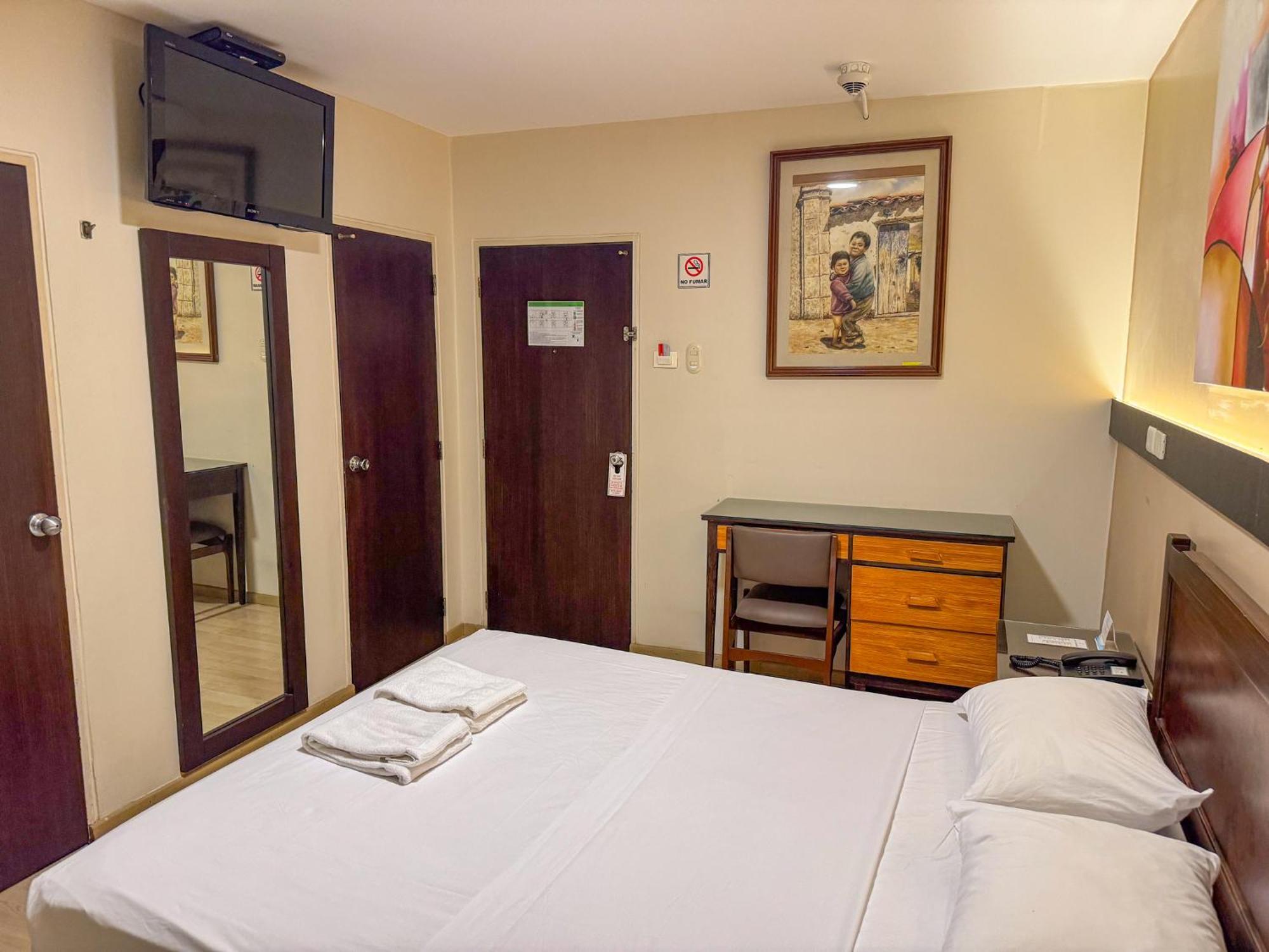 Gh Alexander Hotel Guayaquil Esterno foto